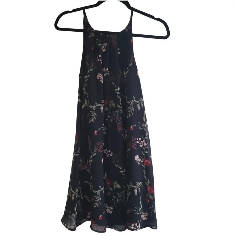 Black Rose Floral Halter Chiffon Pleated Shift Dress Size‎ Medium